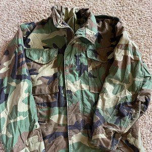 VTG US ARMY AUTHENTIC Camouflage Military Jacket S
